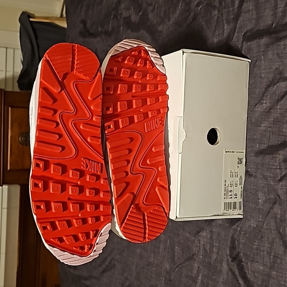 Nike Air Max 90 Valentines Day “Love Letter” Womens - SZ 11.5, ☆Men's size 10☆ - Picture 2 of 4